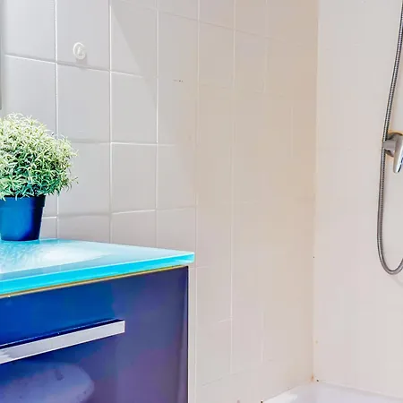 Cosy Sous Les Toits En Plein Centre-ville Apartment *